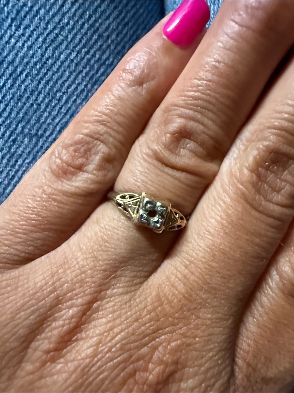 Vintage 1920’s engagement ring no stone in it